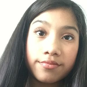 Meet your Posher, Elise